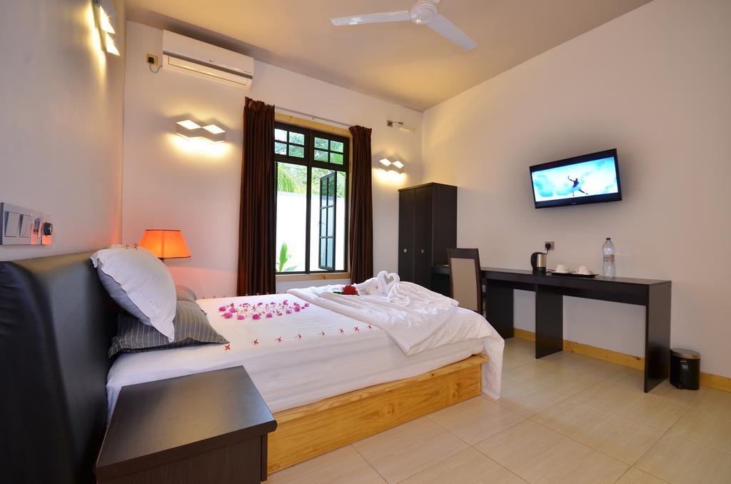 Beach Residence Ukulhas Island Exterior photo